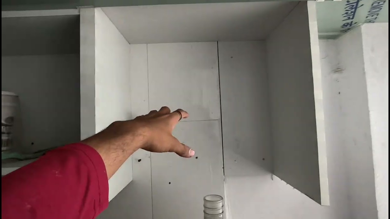 Bed room ka furniture ka sara kaam khatam....