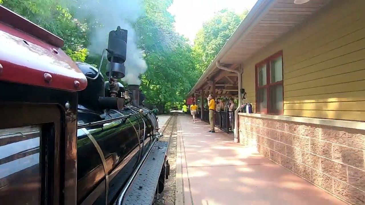 Milwaukee County Zoo Train 1916 Fire up and Cab Ride