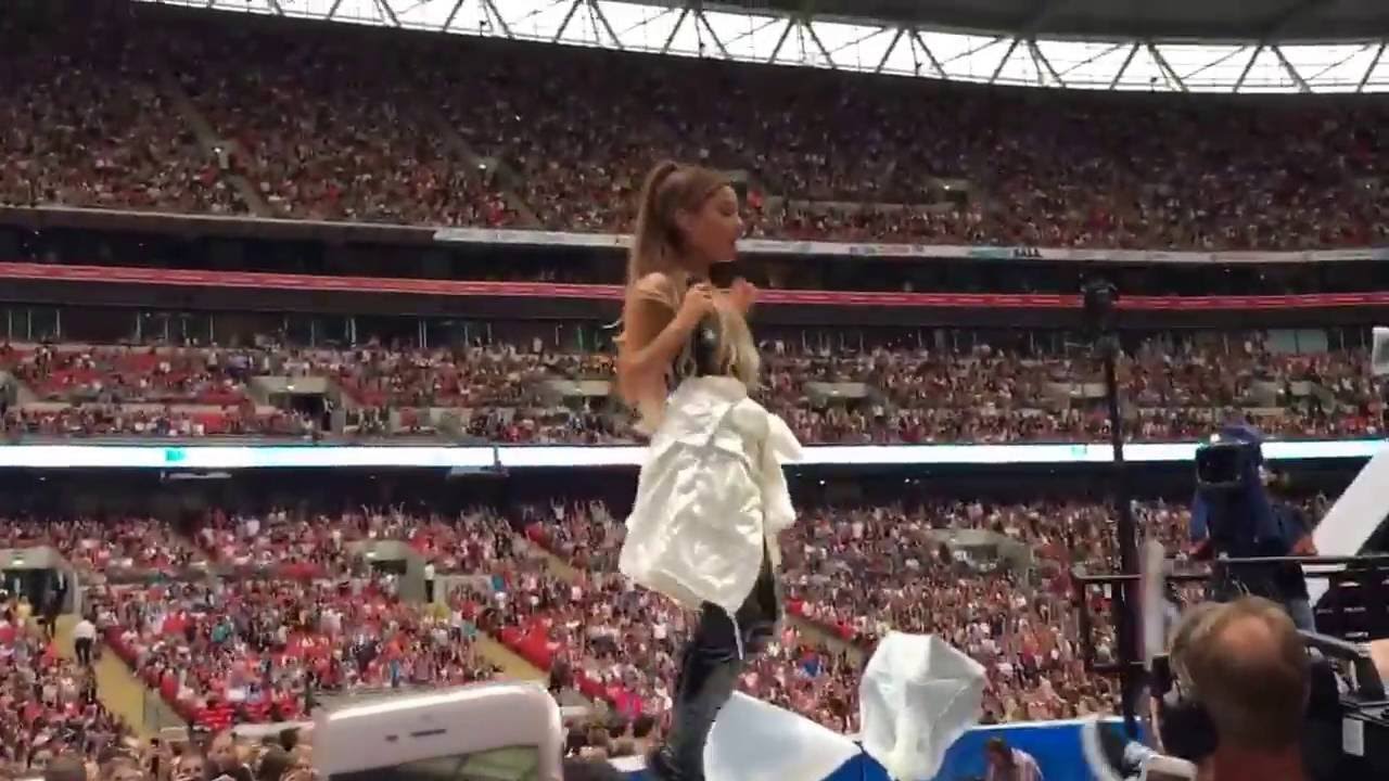 Ariana Grande - Into You (Live at Summertime Ball 2016) 11|June|2016