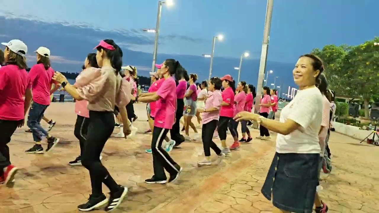 ท่าดิบเพลงทาแป้งรอ