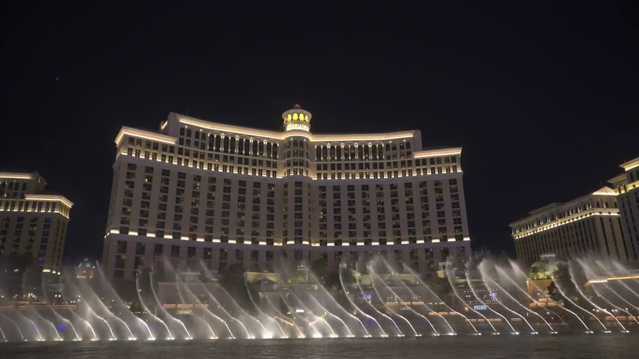 DJ Tiësto 4K - Footprints, Rocky, Red Lights [Half Power] | Bellagio Fountains, Las Vegas 2022
