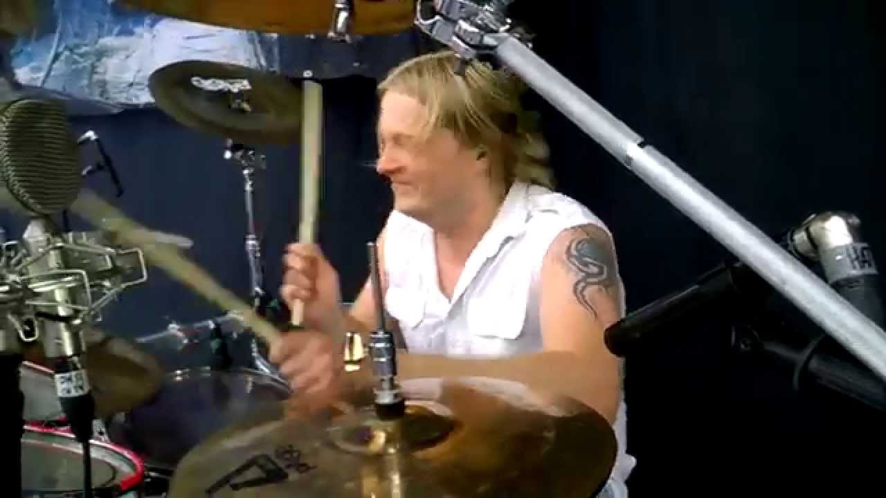 Pearl artist Tommy Portimo Sonata Arctica @ Ratina Stadium 