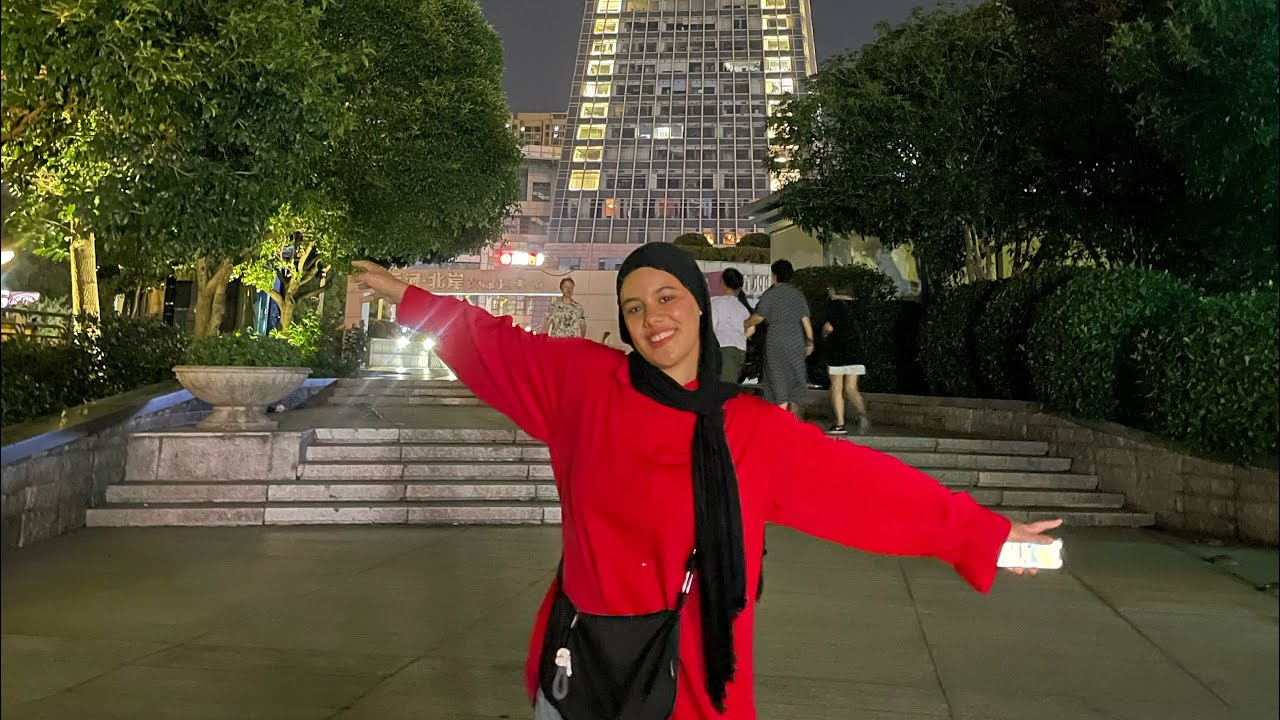 اول يوم في مدينة Hangzhou 🥰 خرجت أنا او صحبتي تغيير خطة كوارث لي وقعوا أو مغامرات 🤣🤣دخل تشوف 🤪