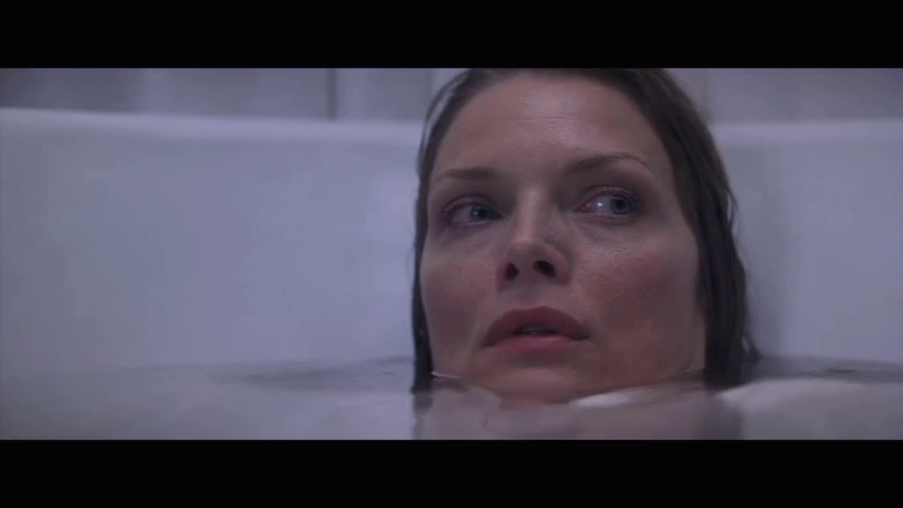 What Lies Beneath { 2000 } - Best Movie Scenes