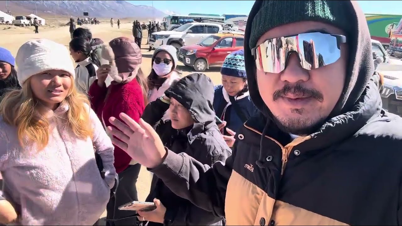 Dhaze met a new friend at Nepal- China border😍 Part 2
