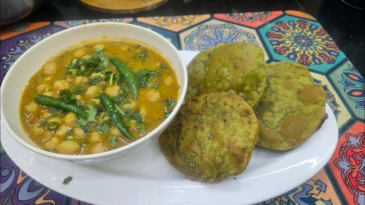 😋Chatpate Dahi Chole with Palak Puri Recipe #please #like #comment #share #subscribe 👍