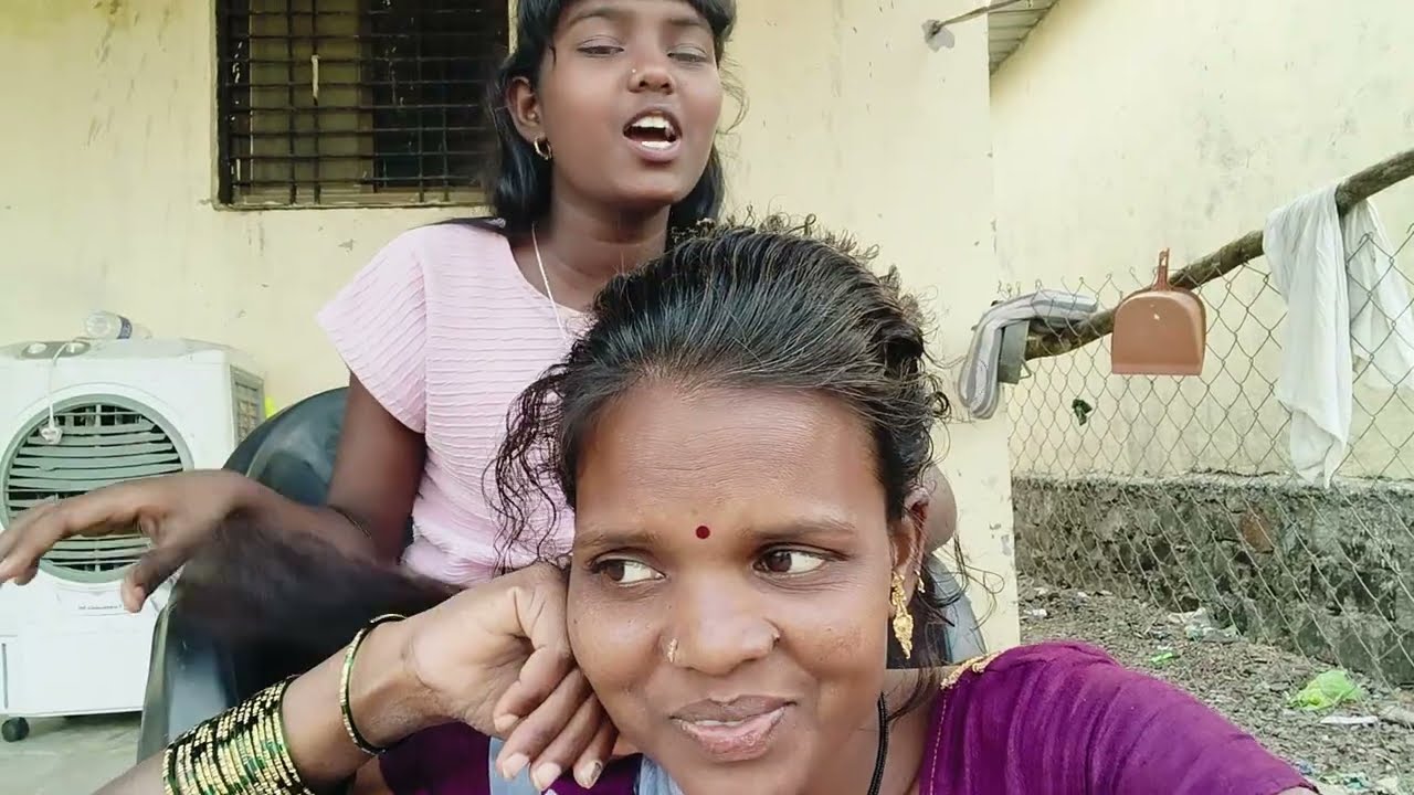 व्हिडिओ डिलीट कर कावी भांडते असली आई नसलेली बरी 