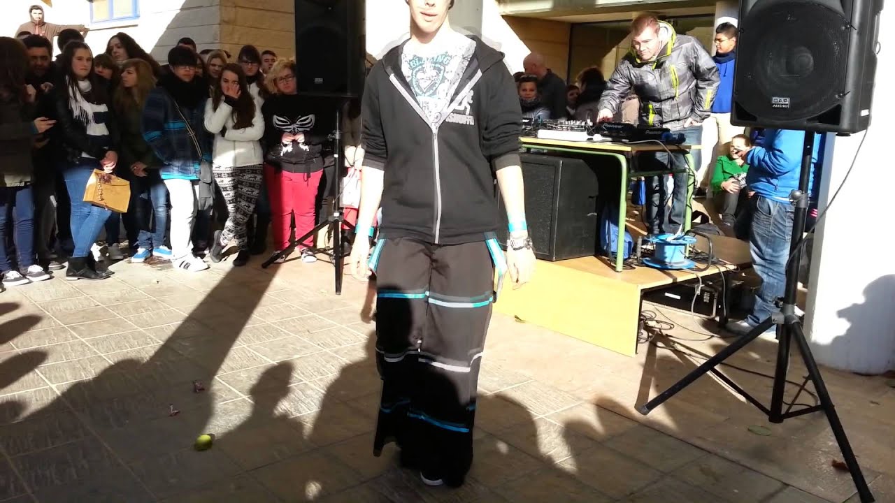 ExDrote ft. H3rp0 | Shuffle Spain | Christmas Shuffle Performance!