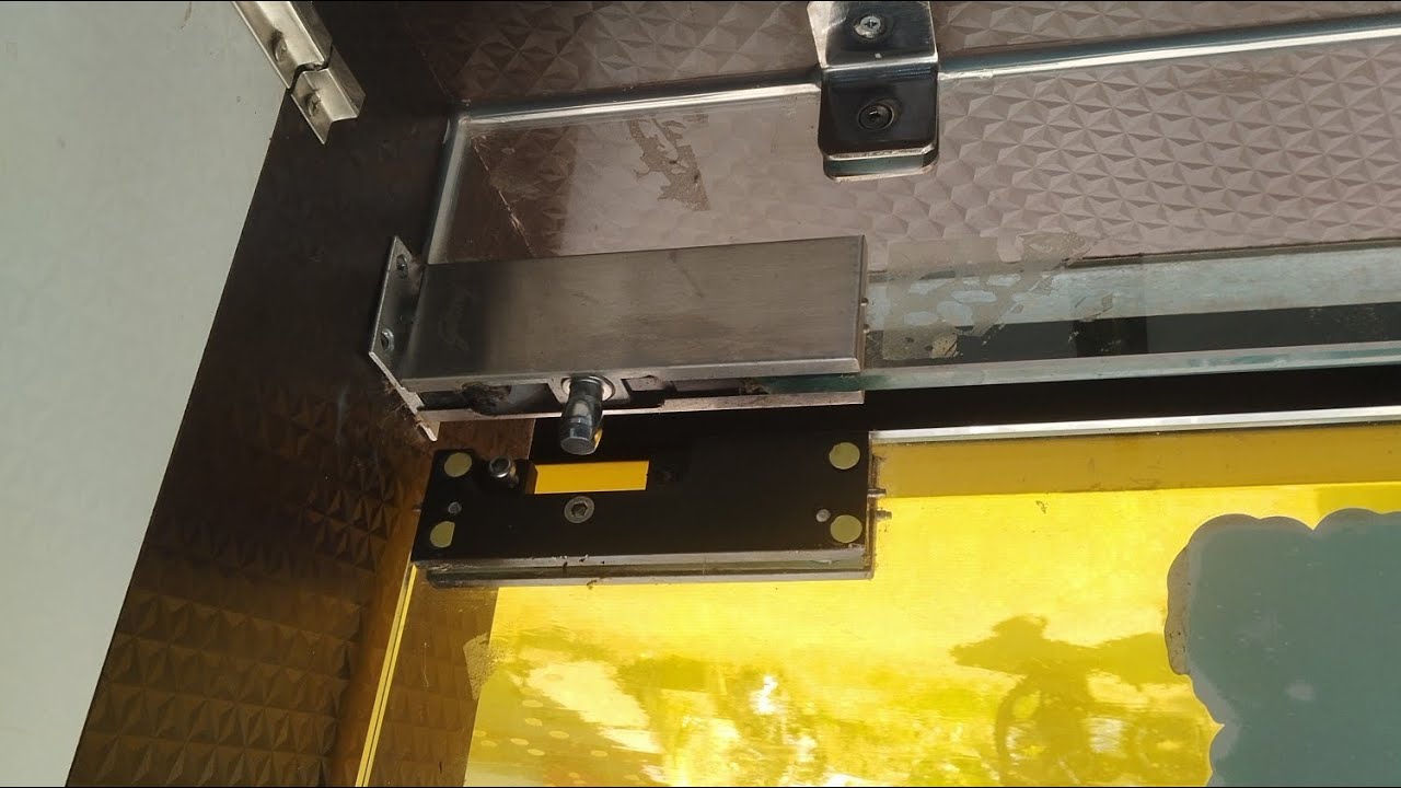 How To Fitting Tuffun Glass Door | Tuffen Glass Door Fitting Kese Kare 👍✅💯 #viralvideos #viral 