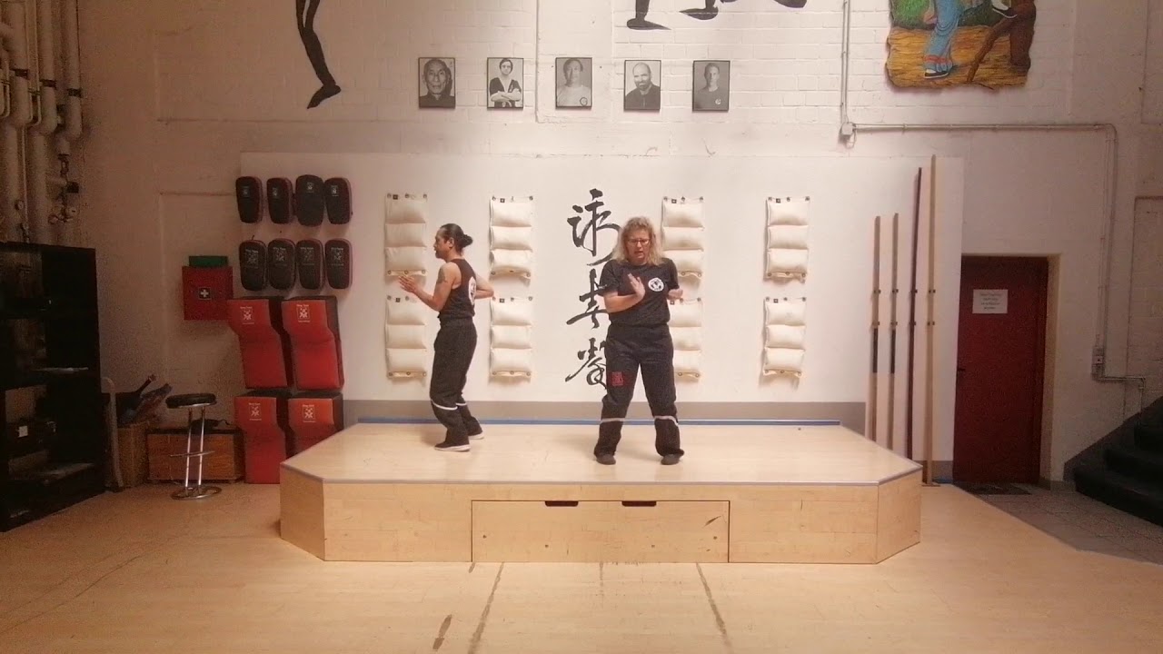 Siu Nim Tao Satz 5 mit Sije Anne und Sihing Huy