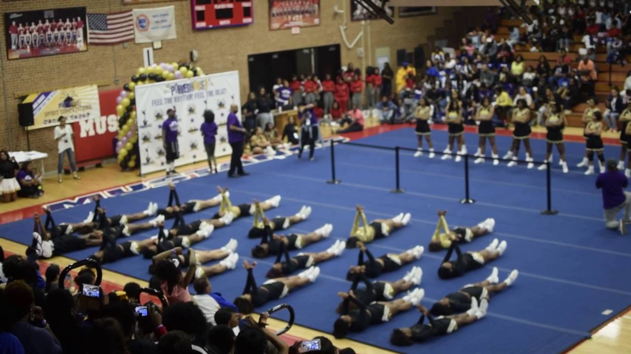 Cheer Battle! Phillip O Berry Gold Squad Vs Highland Springs 2016