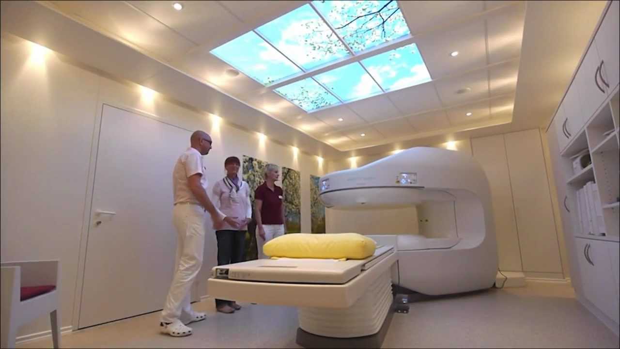 320&deg; Offenes MRT - Offener Kernspintomograph - Kernspintomographie -  