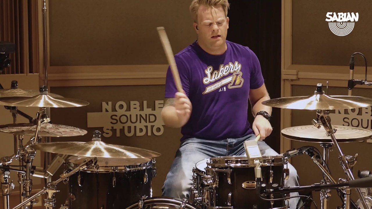 Martin Klee Performs 