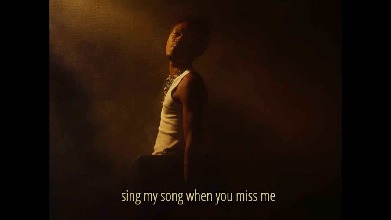 Yhaw Hero - Bra Fie - Lyrics Visualizer