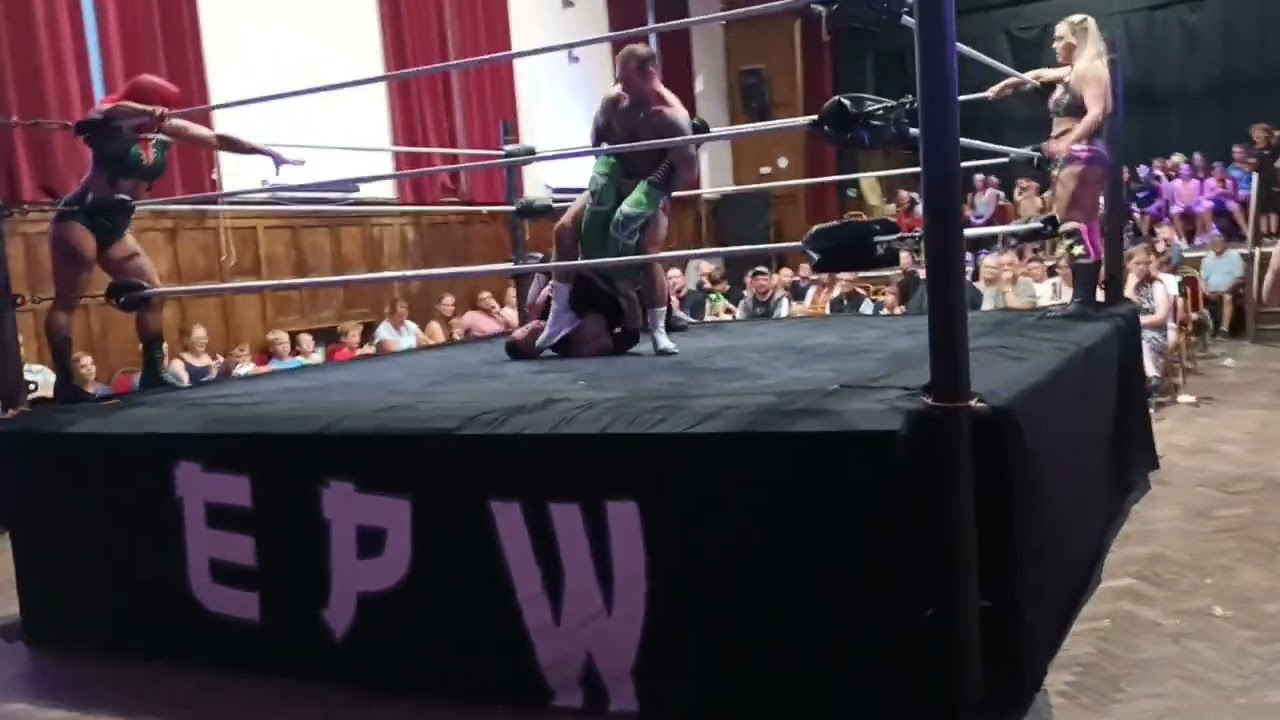 BRODY & LUCY COUTURE VS JACK CRISTOE & HERA  (INTERGENDER TAG MATCH)