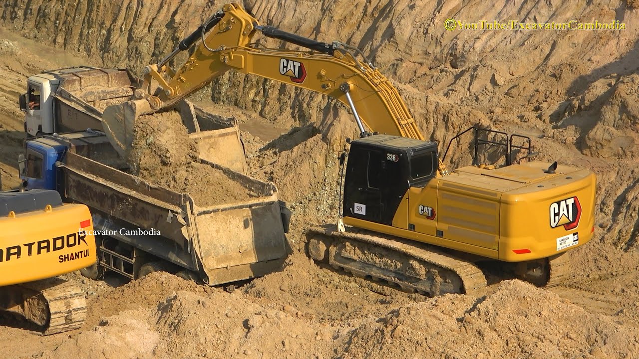 New Model Cat 336 Excavator Operator Skills Cutting Land Into Dump Truck