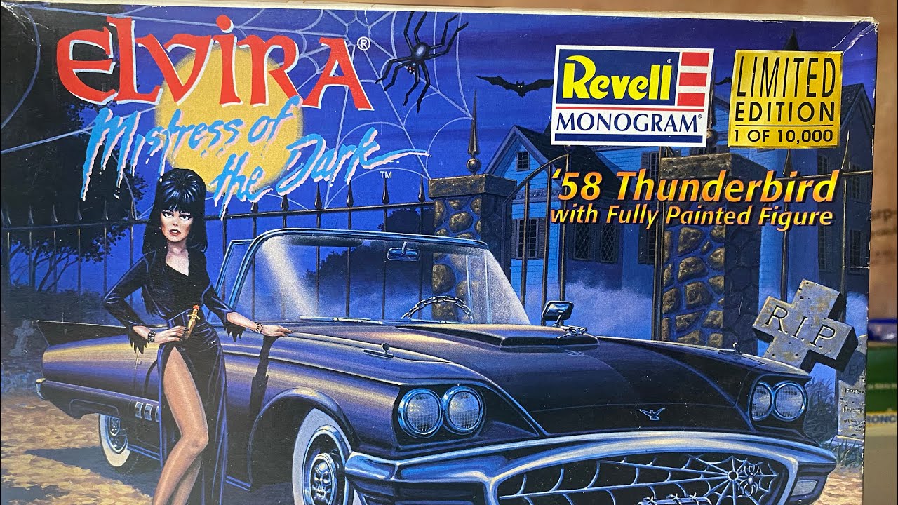 Elviras 1958 Thunderbird unboxing!