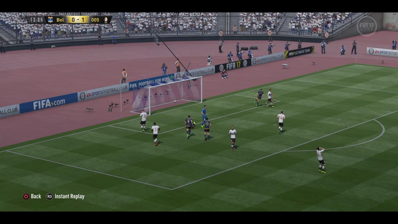 Quarantine 005 : FIFA 17 Edinson Cavani TOTS Goal