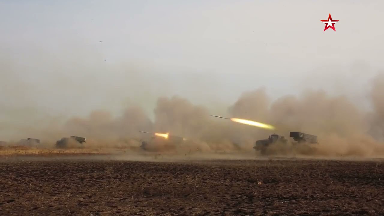 Tornado-G MLRS in 20 seconds destroys mock enemy near Volgograd