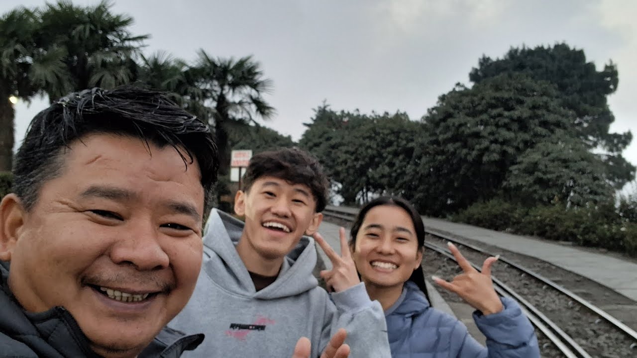 Darjeelingtour#premgurungvlog#landofheaven#nepal set alarmDarjeelingtour#premgurungvlog#landofheaven