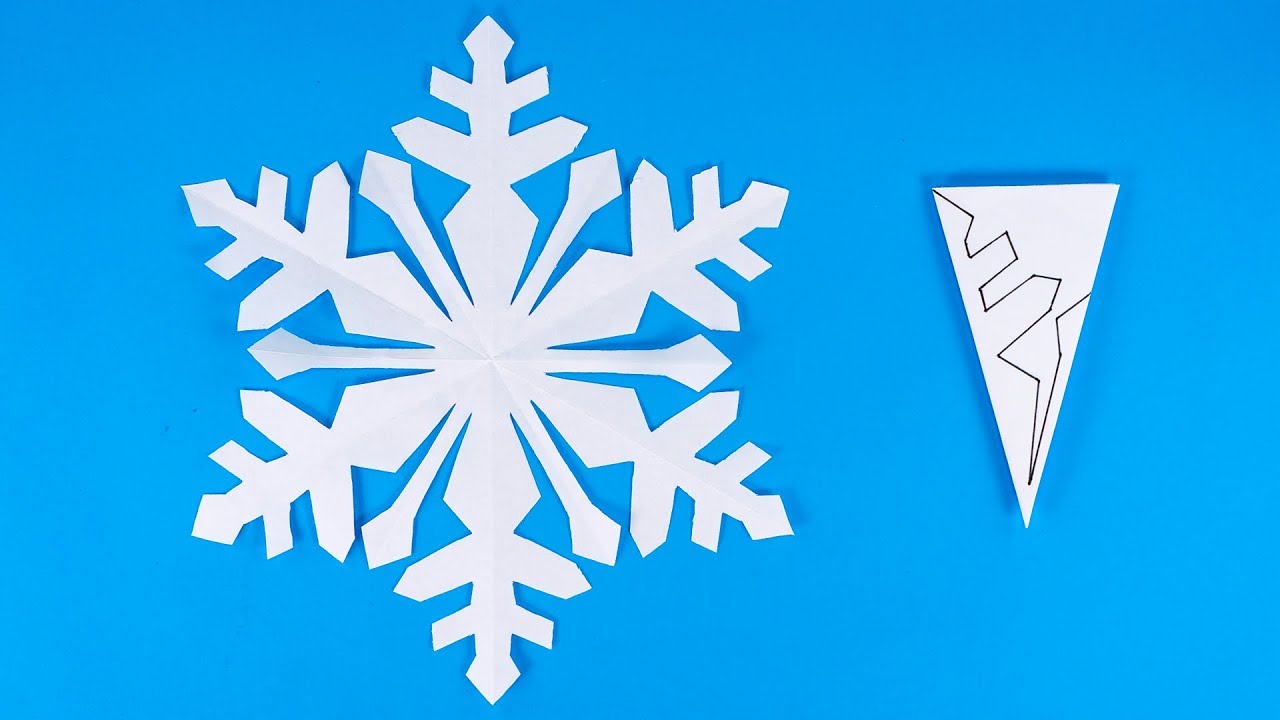 DIY Paper Snowflakes | How to make a snowflake out of paper | Christmas Decoration Ideas
