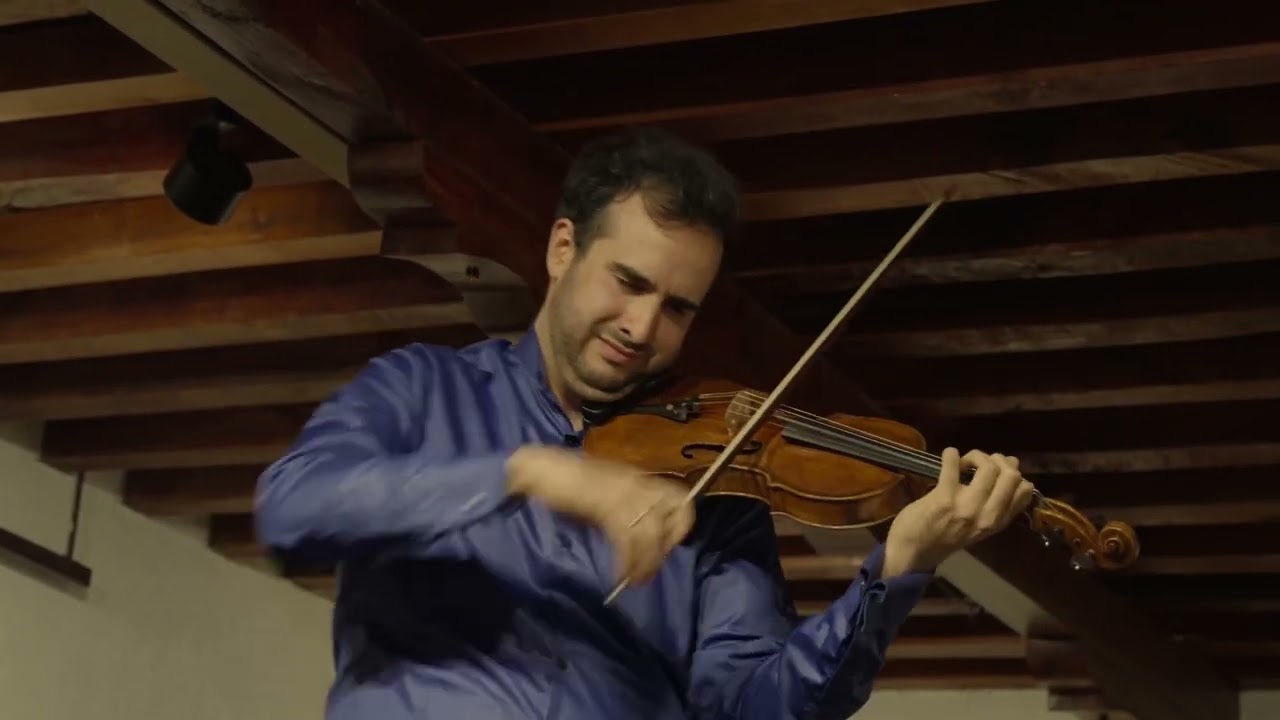 Bastian Loewe plays live J.S Bach C major Sonata for solo violin, BWV 1005