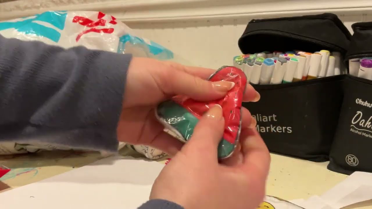 making a paper squishy!💕