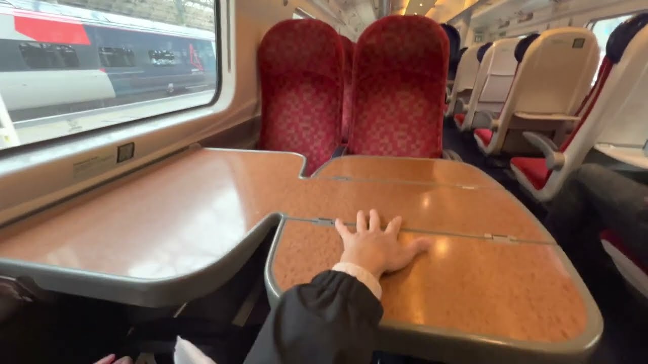 Train Ride Manchester Piccadilly to London Euston Empty Train and Clean Toilets June 2022