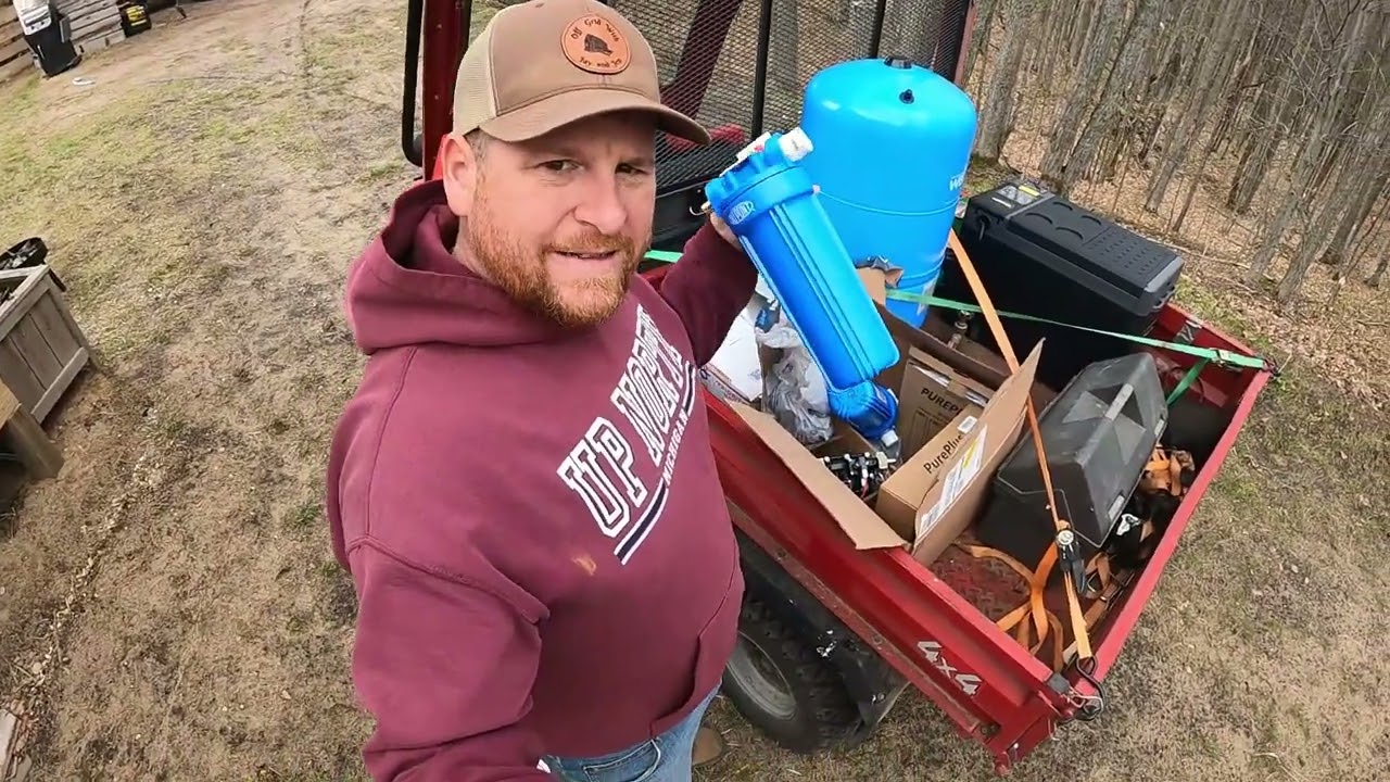 Installing Water Pump and Filters for Tiny Bathroom | Day 4 of 7 videos  #7videosin7days #offgrid