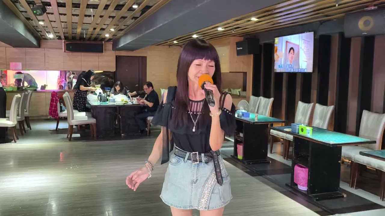 氣質美女～趙小潔：翻唱（戀戀琵琶聲）表演的太棒了！請欣賞喔！