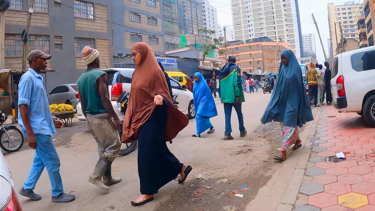 The ever busy streets of Eastleigh (islii) Nairobi in Kenya.| 4K |