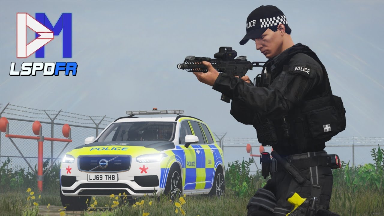 Airport BOMB THREAT!  | GTA 5 British Police Mod - LSPDFR UK