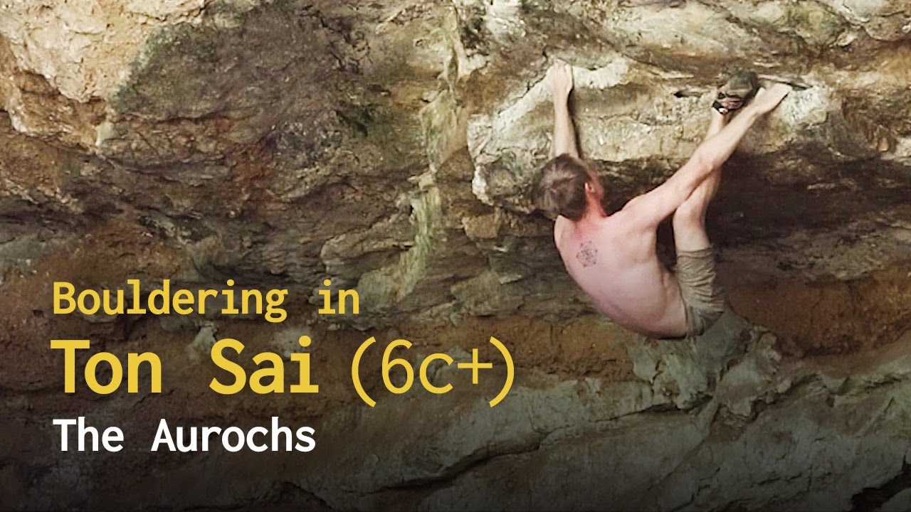 Bouldering Ton Sai - The Aurochs (6c+)