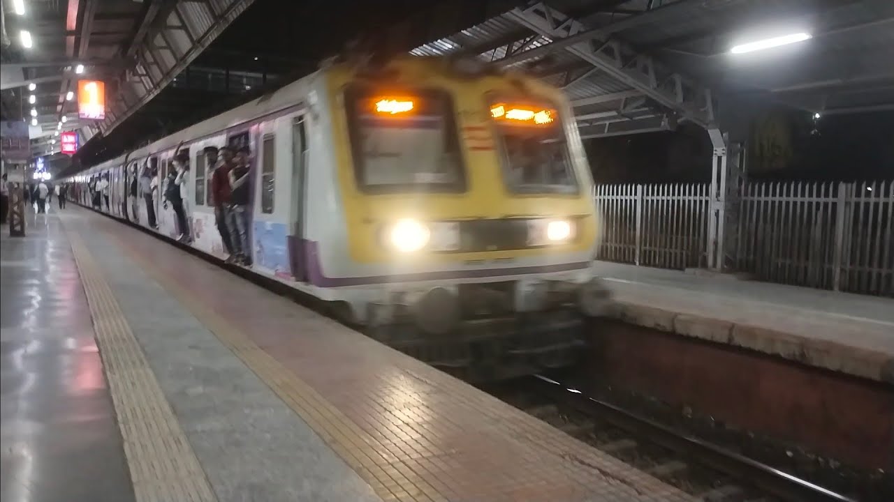 Kalyan night local train journey video | Mumbai night local train video diva railway station 