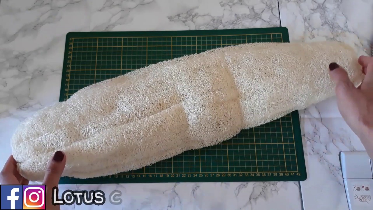 شريتها عند العشاب😉فكرة مشروع مربح جديدة 💸 عمل كياسات الليفة الإستحمامcoudre gant de crin/luffa BIO
