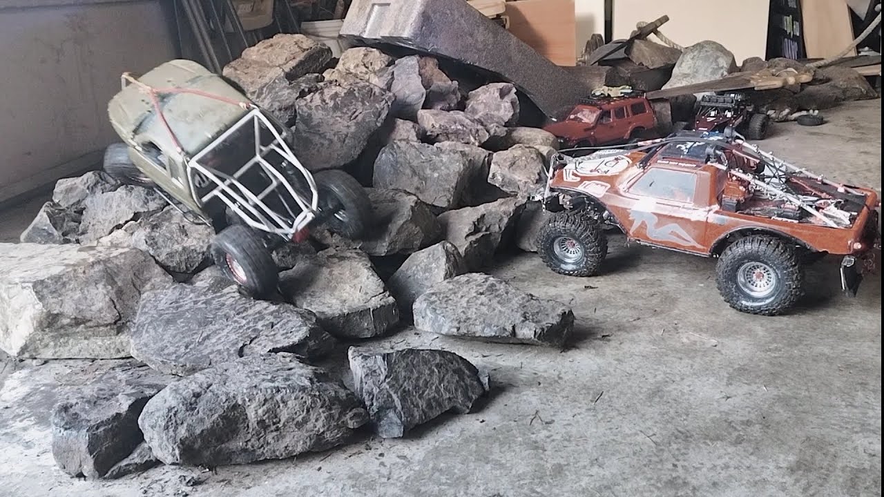 SCX10ii +TRX4-Mobile Mechanic 🧰 on Rocky Ridge
