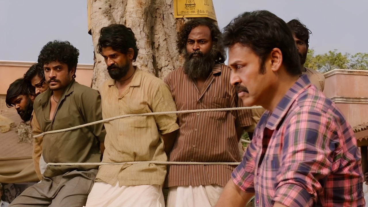 नीची जात चप्पल नहीं पहन सकती कहने वाले को Narappa ने जबरदस्त सबक सिखाया | Venkatesh Best Action