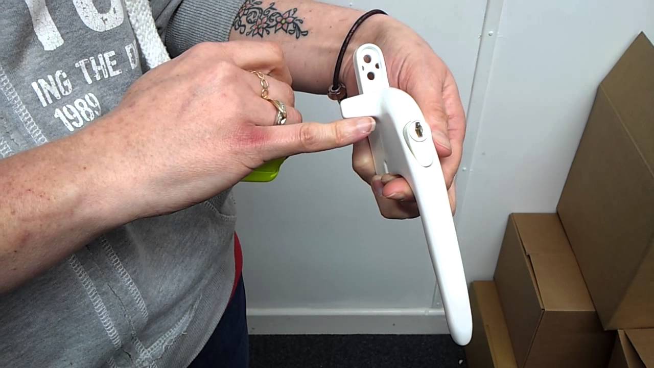 Measure stack height on a cockspur window handle - www.handlesandhinges.co.uk