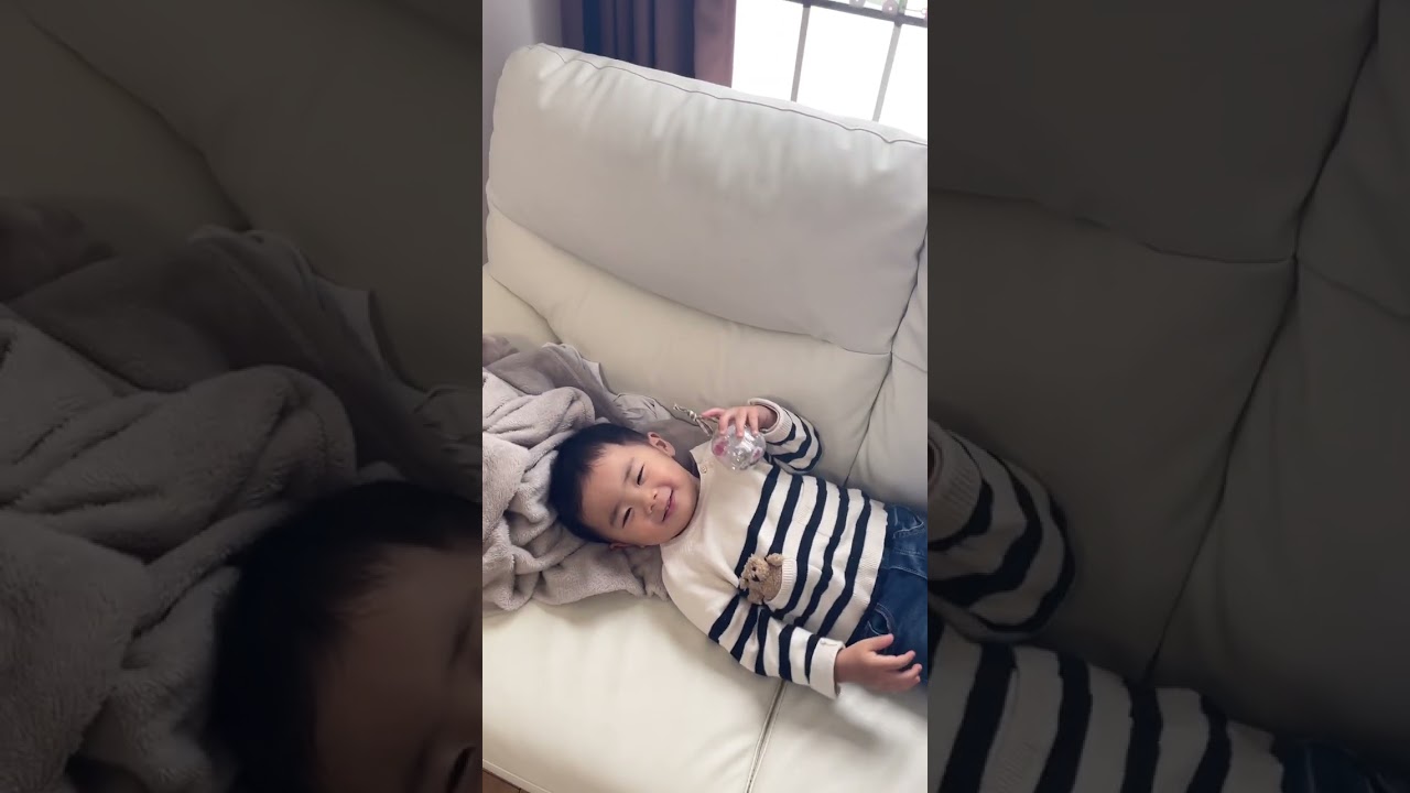 【こども】○○に吸われたい2歳児w