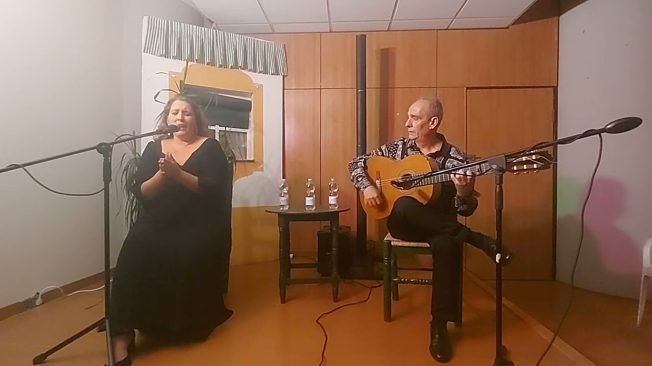 Sara Díaz y Pepe Nuñez en la casa de Andalucía de tres cantos por Granaina y media.