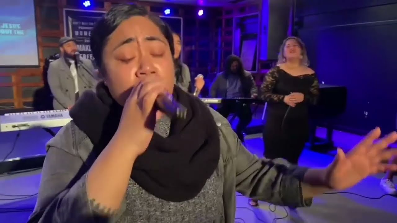 IKM Unplugged Worship - How Great/When we all get to heaven. (Live Medley)