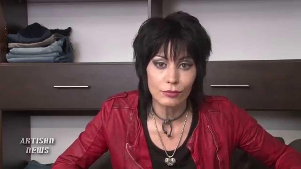 JOAN JETT PASSES ROAD TEST WITH UNVARNISHED SONGS