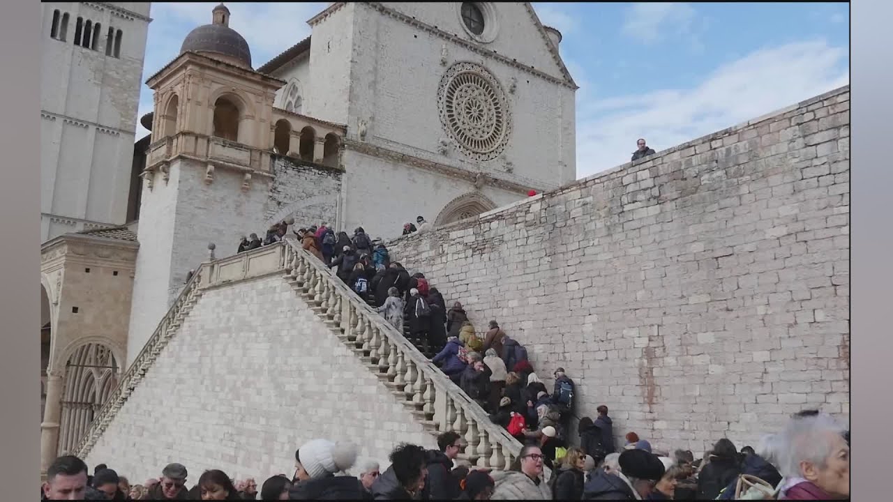 1200 pellegrini con il Vescovo Anselmi ad Assisi sulle orme di Francesco