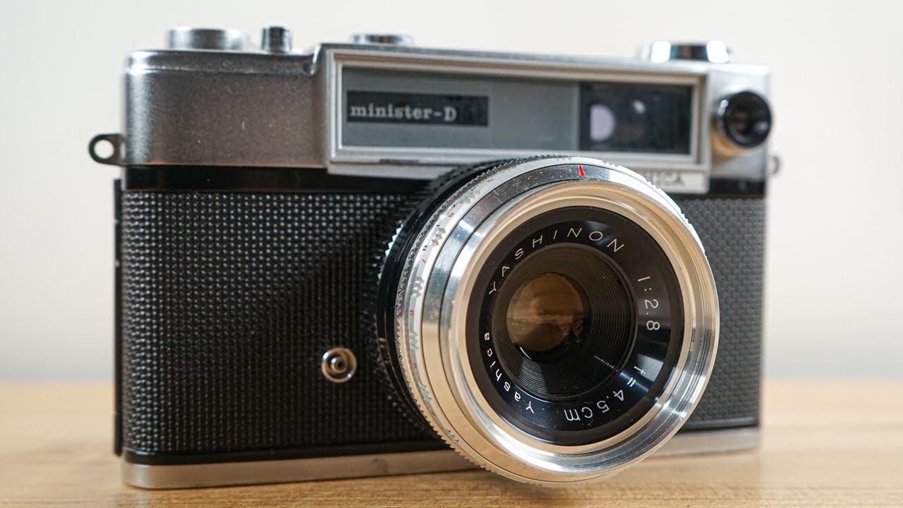 Yashica Minister-D