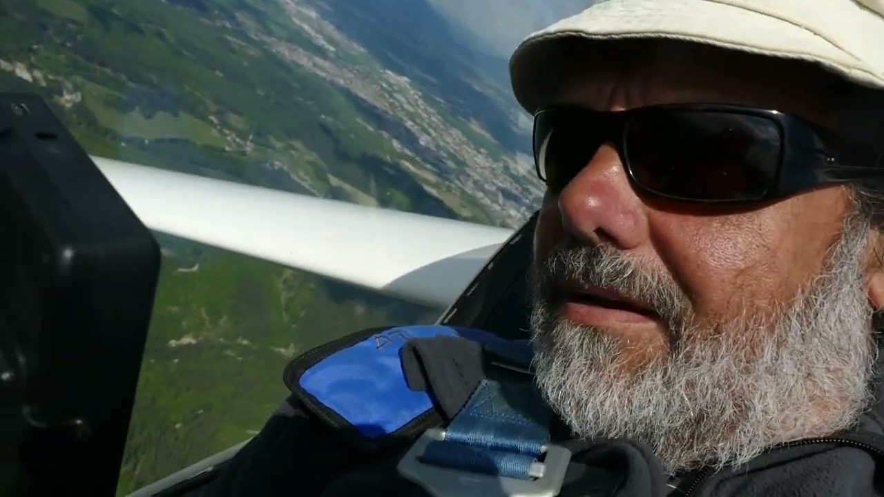 S&uacute;ťažn&yacute; let na vetroni z pohľadu pilota - Trog&aacute;r Nitra #gliding #vetrone #lietanie