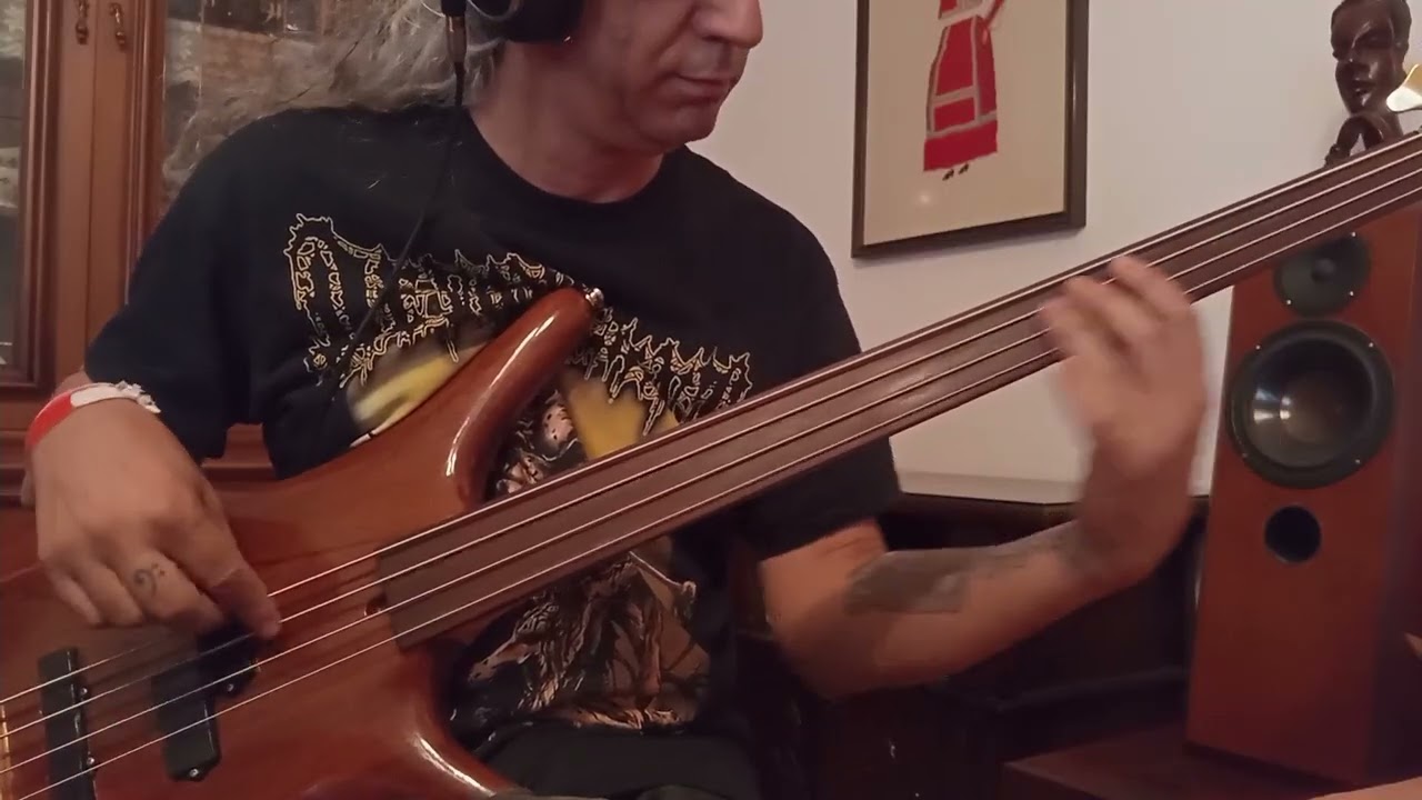 Top Five Black Sabbath Bass Lines #ripozzyosbourne #blacksabbath #fretlessbass #sabbath 