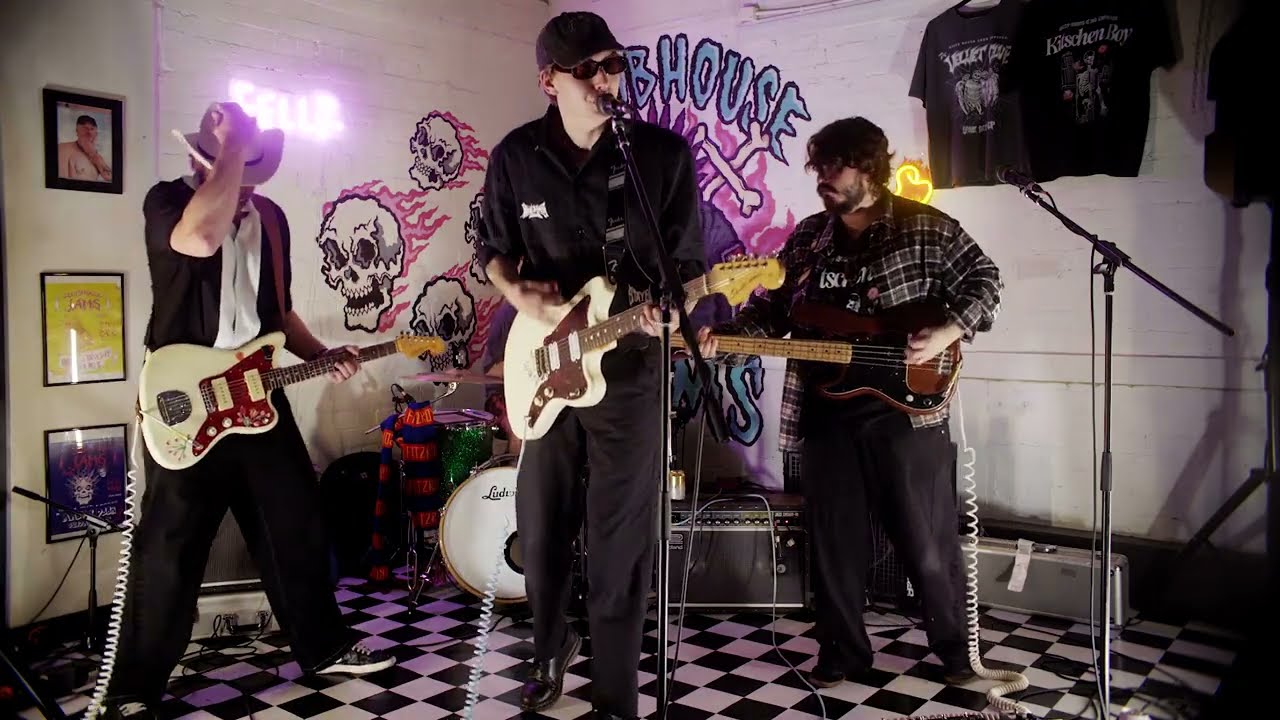 Kitschen Boy - Perfect Excuse at Clubhouse Jams VOL. 3