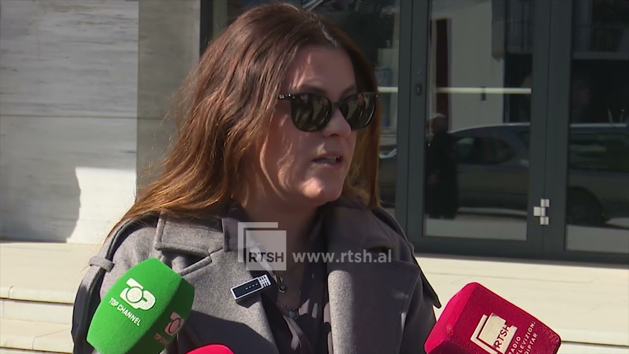 Lamtumirë Zhani Ziçishti! Homazhe në teatrin “Andon Zako Çajupi”, nderohet kontributi i tij në art