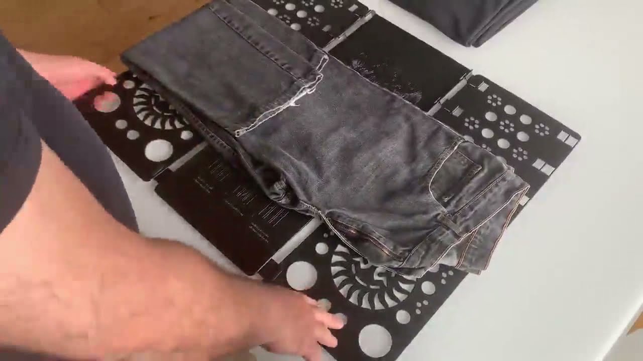 BoxLegend | V3 Shirt Folding Board (Adult) | Black