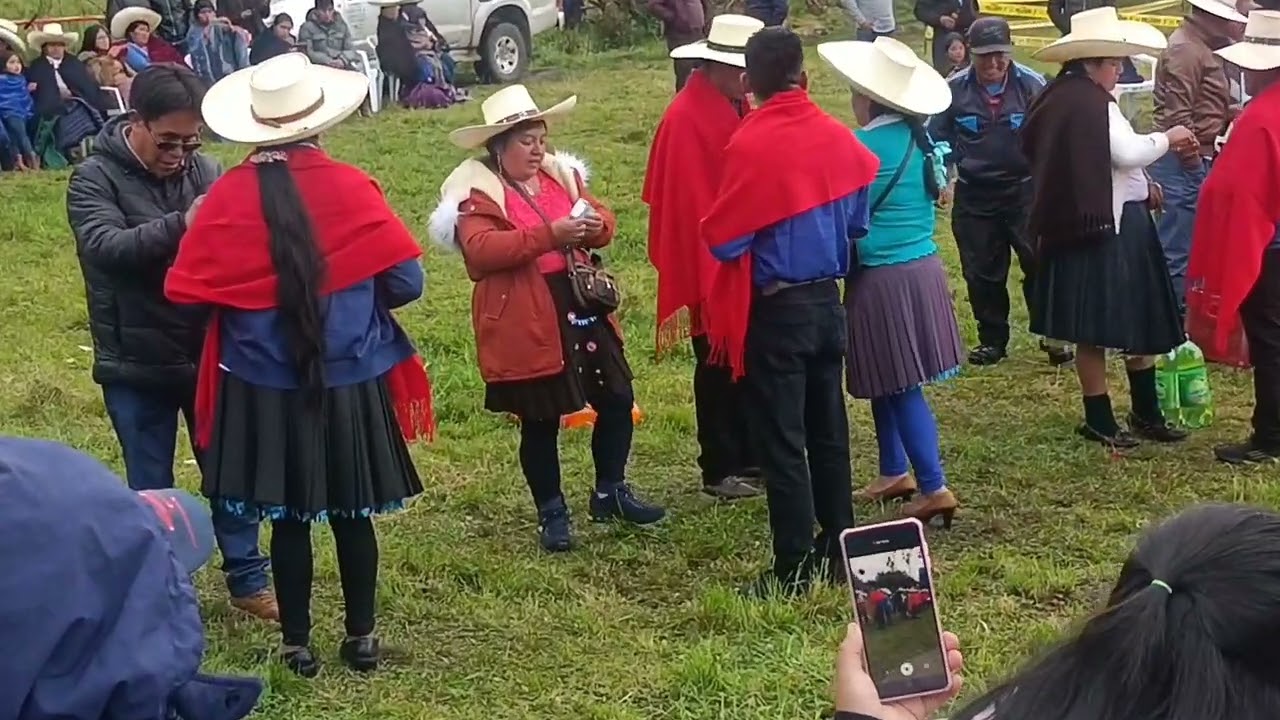 Gran bota luto en el Caserío Hualtipampa baja. Familia Castrejon Villanueva.